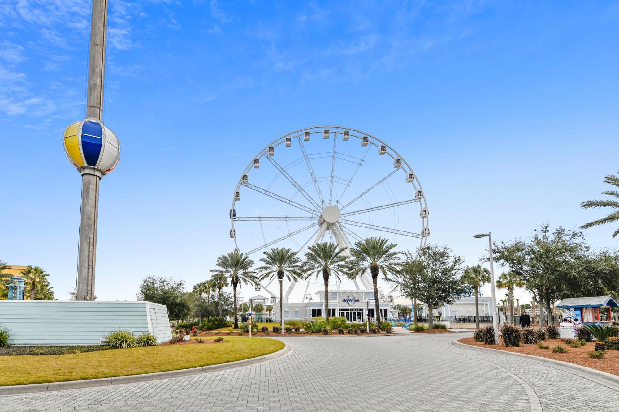 Calypso Resort And Towers #1101-3 By Book That Condo Panama City Beach Exterior foto